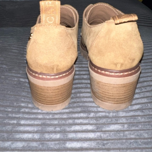 Carmela Women’s Taupe Chunky Heel Suede Derby Shoes Size US 7 / EU 38 - Picture 8 of 13